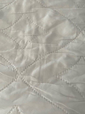 Homeline single mattress protector like new, quilted