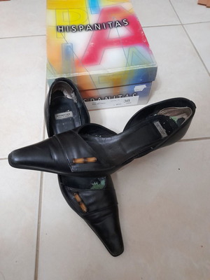 Hispanitas pumps used, black with horn heel, size 38