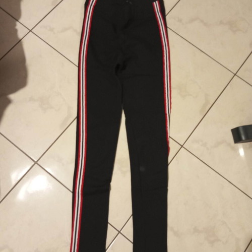 Leggings like new with side stripes, size M