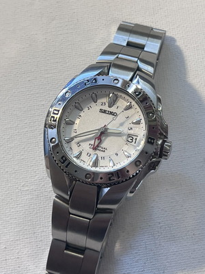 Seiko Perpetual Calendar 41mm wristwatch like new, white dial