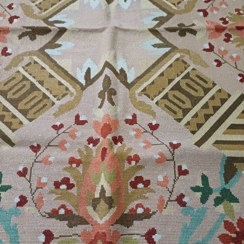 Handmade tablecloth 88×88 with velvet and gold finish like new