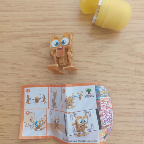 Walking Robot Kinder Surprise figure like new