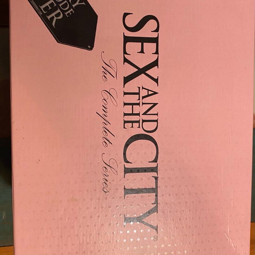 Sex and the City DVD box like new with all series seasons