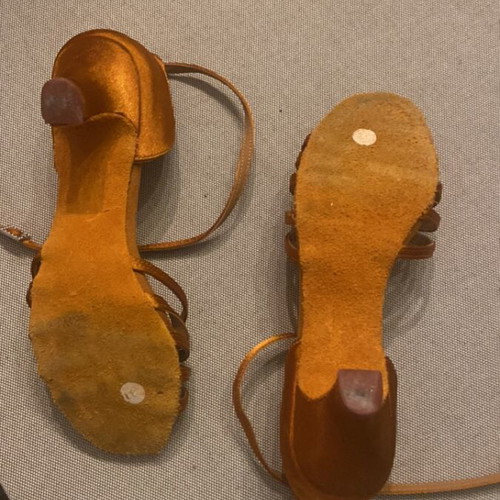 Dance shoes size 39 used, orange