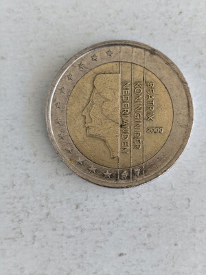2 Euro coin with Queen Beatrix of the Netherlands