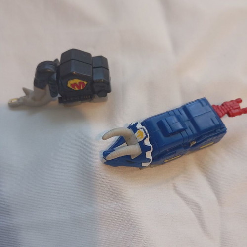 Vintage Mighty Morphin Power Rangers Mini Figures used, Mastodon & Triceratops Zords