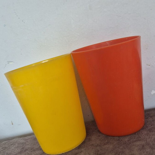 Viontrak plastic cups, Greek 1970s, set of 2