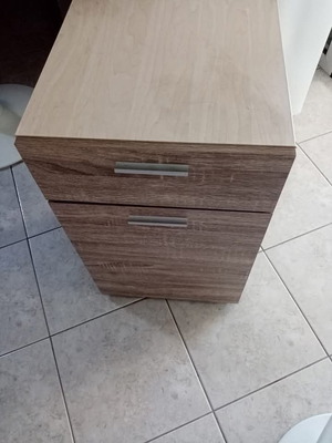 Nightstand with drawer and cabinet shelf, chipboard