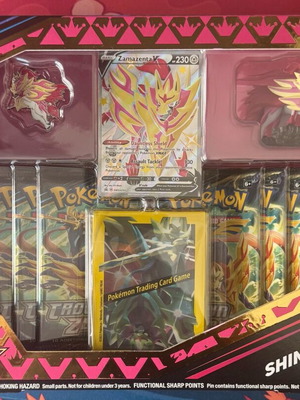 Pokemon TCG Crown Zenith Premium Figure Collection Shiny Zamazenta Sealed