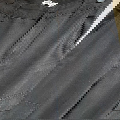 Pull and Bear cargo