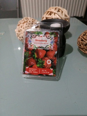 Wax melts strawberry new
