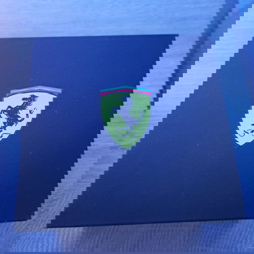 Ρολόι Ferrari σαν καινούργιο με κουτί