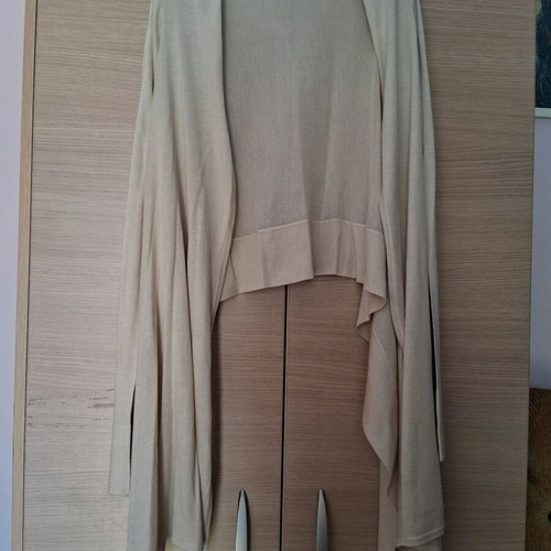 BCBG Max Azria silk and cashmere light cream jacket like new