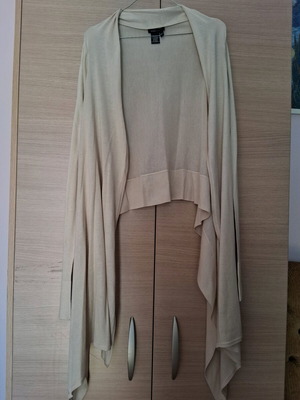 BCBG Max Azria silk and cashmere light cream jacket like new