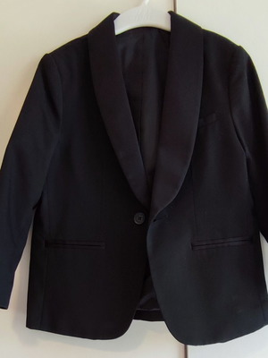 Zara black jacket for boys 6 years like new