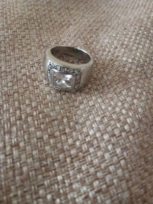 Δαχτυλίδι μεταχειρισμένο, ασημί, μέγεθος διαμέτρου 16.5 mm για λεπτά δάκτυλα