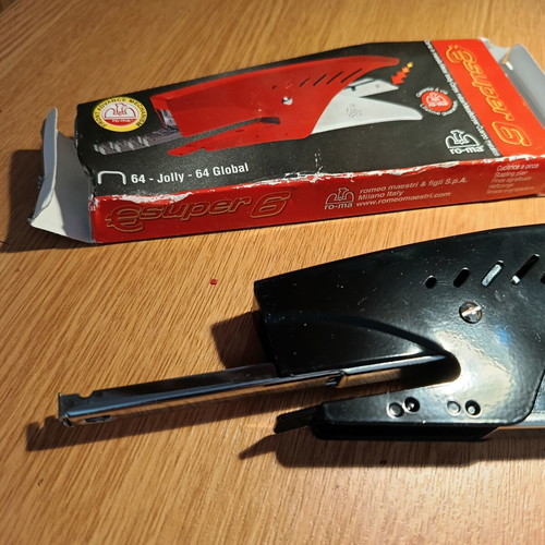 Ro-Ma Italian stapler black like new with front loading