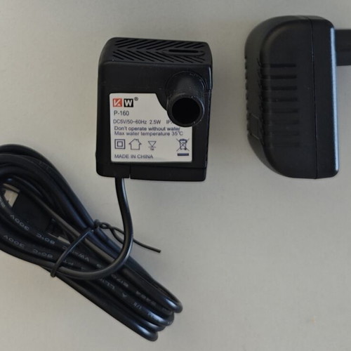Dophin P-160 USB Submersible Pump new with power adaptor
