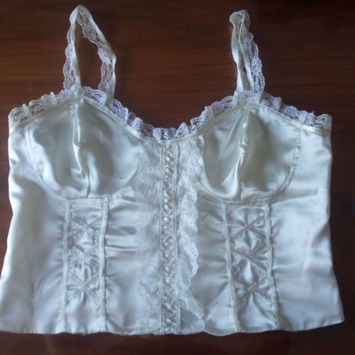 Top white satin with lace like new, size L