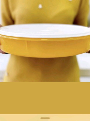 Tupperware round food storage container 4 liters new