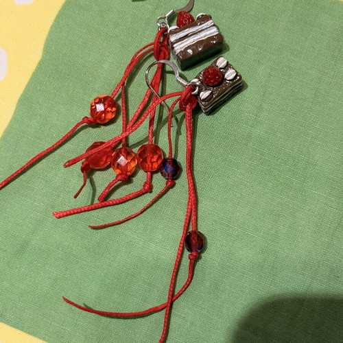 Earrings birthday cake red, like new