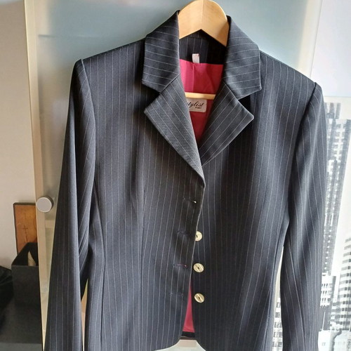 Pinstripe jacket medium size like new, black