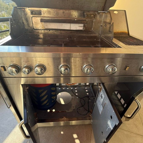 Mr Grill Me barbecue refurbished with hood and rotisserie