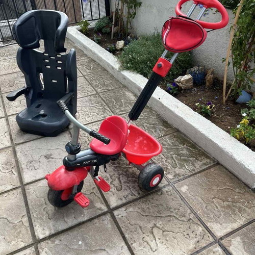 Ποδηλατάκι και κάθισμα αυτοκινήτου μεταχειρισμένα, βρεφικά είδη