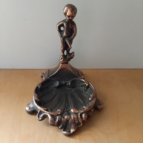Vintage Manneken Pis Metal Ashtray Like New