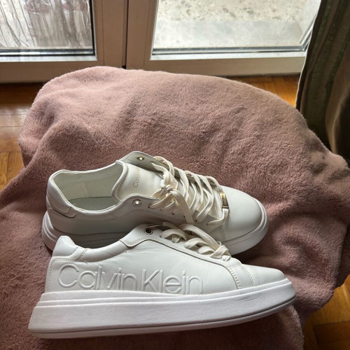 Calvin Klein women's sneakers like new, size 40, white