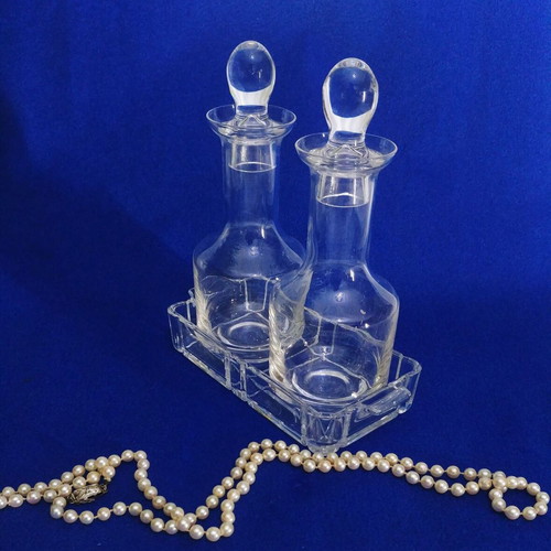 RCR lead crystal Italy oil and vinegar set like new