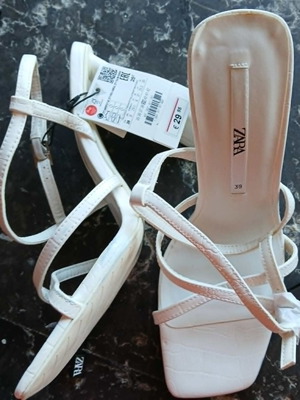 Zara άσπρα γυναικεία πέδιλα καινούργια με ετικέτες μέγεθος 39