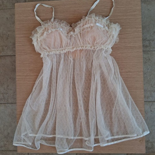 Victoria's Secret Babydoll lingerie size 36B like new, white