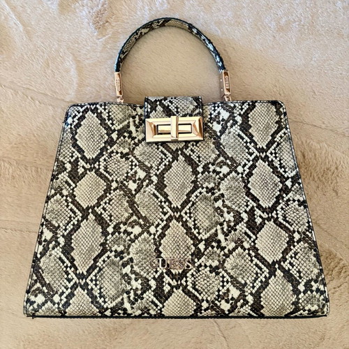 Guess handbag new, black and beige