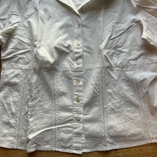 White shirt size S like new