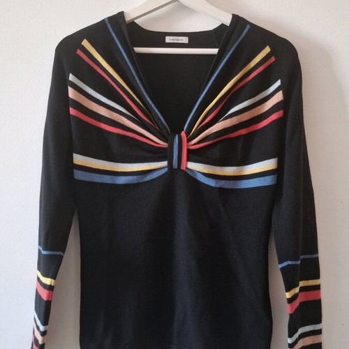 Cacharel wool knit black like new, size S