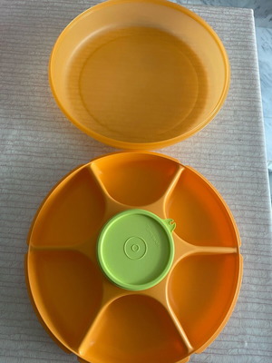 Tupperware pic nic orange new