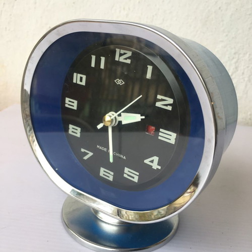 Double Rhomb table alarm clock new, analog