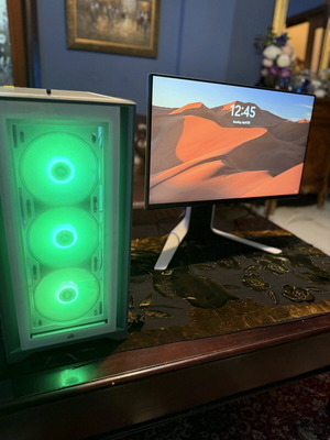 Gaming PC υψηλών επιδόσεων με Dell Alienware 240Hz οθόνη σαν καινούργιο