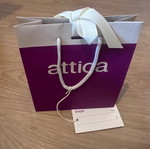 attica δωροεπιταγή αξίας 300€, με ισχύ 5 ετών