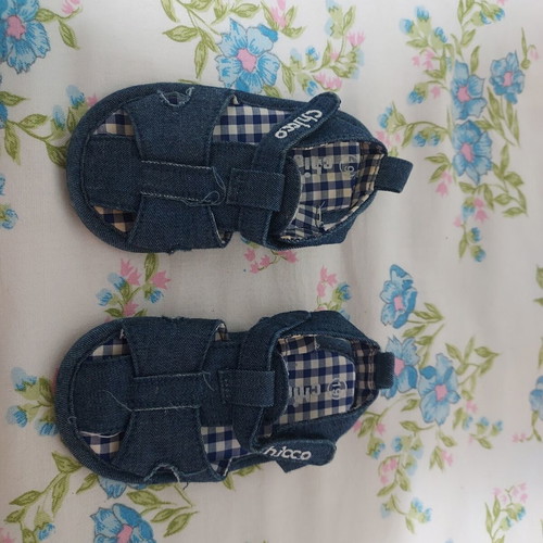 Chicco Flexzone 19 unisex shoes like new