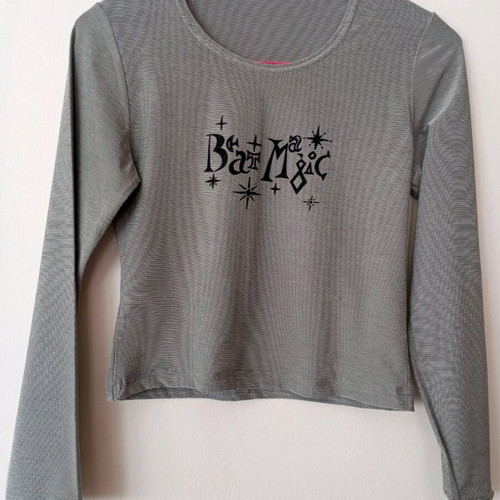 Grey top used with long sleeves in sizes S and M