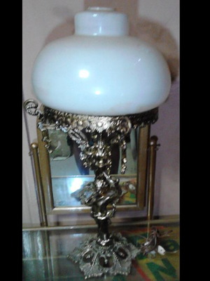 Large Classic Lamp used, keimilio