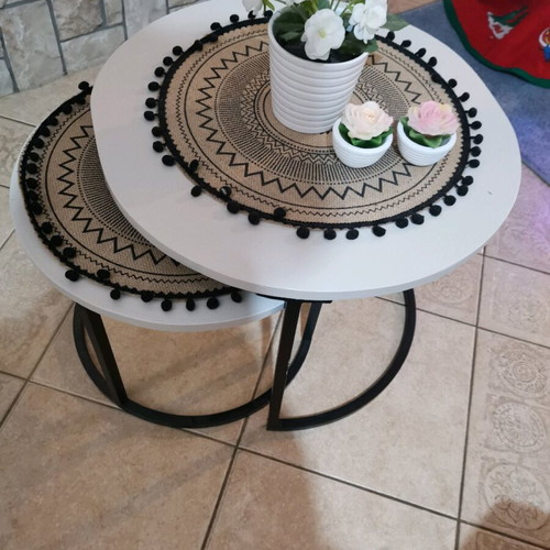 Set of round coffee tables like new, light beige
