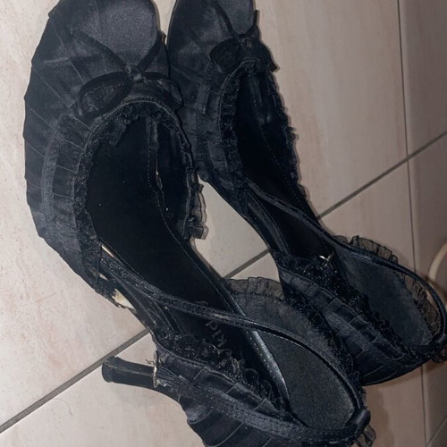 Black satin vintage heels size 38, used, rare piece