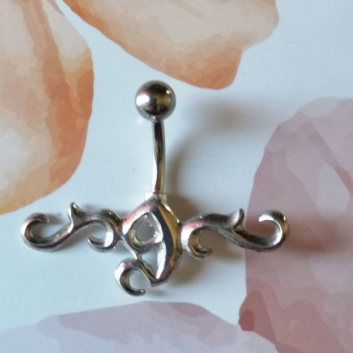 Tribal navel piercing with surgical steel bar and 925 silver decoration