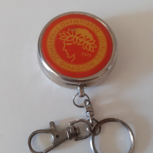 Olympiakos keychain with tobacco case