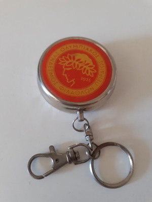 Olympiakos keychain with tobacco case