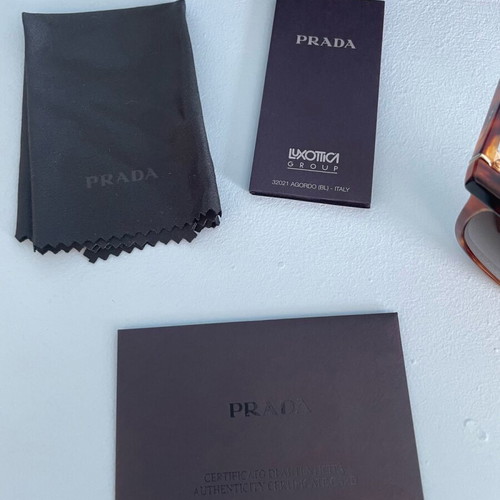 Prada tortoise sunglasses with gradient lens like new