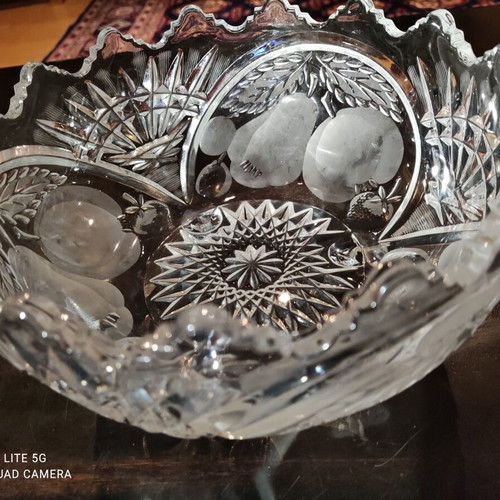 Carved crystal fruit bowl new